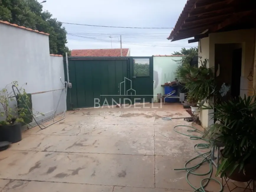 Casa com 3 quartos à venda, 118m2 em Jardim Águas do Paiol, Araraquara - SP - imagem 4 Foto 4 de Casa com 3 quartos à venda, 118m2 em Jardim Águas do Paiol, Araraquara - SP