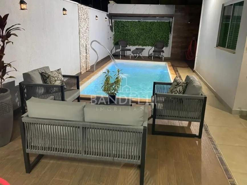 Foto 4 de Casa de Condomínio com 3 quartos à venda, 174m2 em Jardim dos Flamboyants, Araraquara - SP