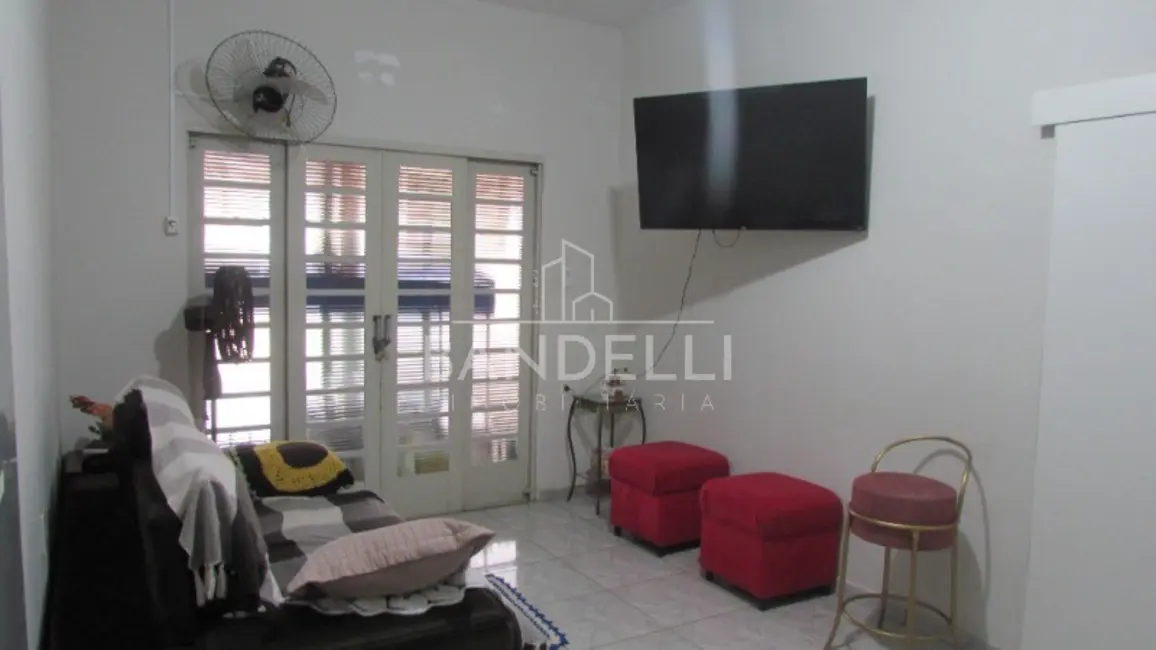 Casa com 3 quartos à venda, 187m2 em Vila Xavier (Vila Xavier), Araraquara - SP - imagem 1 Foto 1 de Casa com 3 quartos à venda, 187m2 em Vila Xavier (Vila Xavier), Araraquara - SP