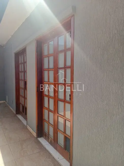 Casa com 3 quartos à venda, 215m2 em Vila Bela Vista, Araraquara - SP - imagem 4 Foto 4 de Casa com 3 quartos à venda, 215m2 em Vila Bela Vista, Araraquara - SP