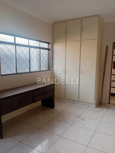 Casa com 3 quartos à venda, 215m2 em Vila Bela Vista, Araraquara - SP - imagem 9 Foto 9 de Casa com 3 quartos à venda, 215m2 em Vila Bela Vista, Araraquara - SP