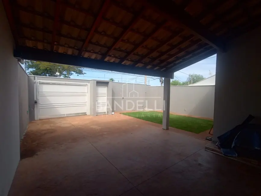 Casa com 3 quartos à venda, 135m2 em Residencial Cambuy, Araraquara - SP - imagem 3 Foto 3 de Casa com 3 quartos à venda, 135m2 em Residencial Cambuy, Araraquara - SP