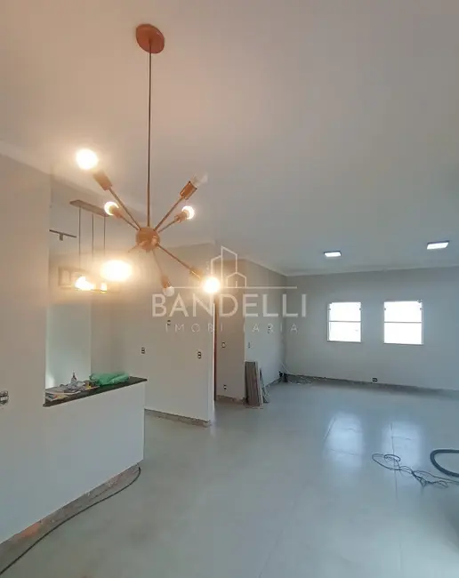 Casa com 3 quartos à venda, 135m2 em Residencial Cambuy, Araraquara - SP - imagem 5 Foto 5 de Casa com 3 quartos à venda, 135m2 em Residencial Cambuy, Araraquara - SP