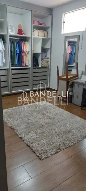 Foto 1 de Casa com 2 quartos à venda, 135m2 em Vila Harmonia, Araraquara - SP