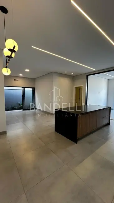 Casa de Condomínio com 3 quartos à venda, 157m2 em Parque Laranjeiras, Araraquara - SP - imagem 5 Foto 5 de Casa de Condomínio com 3 quartos à venda, 157m2 em Parque Laranjeiras, Araraquara - SP