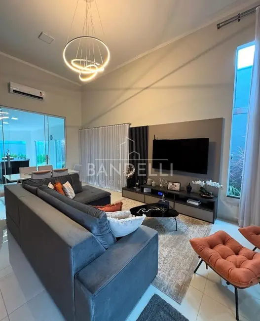 Foto 2 de Casa de Condomínio com 3 quartos à venda, 179m2 em Quinta do Salto Residence, Araraquara - SP