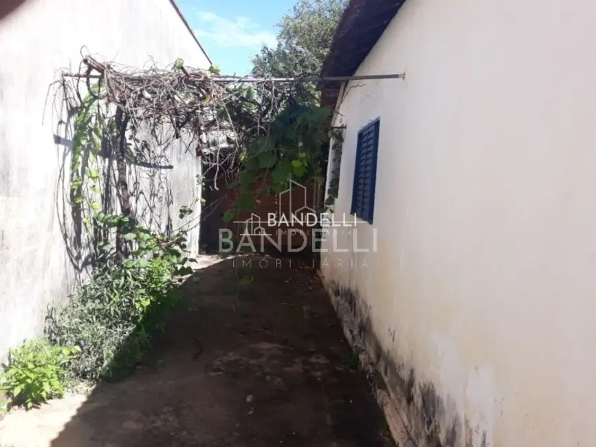 Casa com 3 quartos à venda, 125m2 em Jardim Floridiana (Vila Xavier), Araraquara - SP - imagem 6 Foto 6 de Casa com 3 quartos à venda, 125m2 em Jardim Floridiana (Vila Xavier), Araraquara - SP
