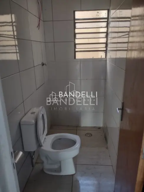 Sala Comercial para alugar, 180m2 em Jardim Roberto Selmi Dei, Araraquara - SP - imagem 7 Foto 7 de Sala Comercial para alugar, 180m2 em Jardim Roberto Selmi Dei, Araraquara - SP