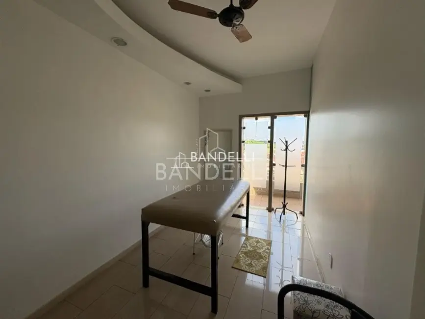 Sala Comercial para alugar, 150m2 em Centro, Araraquara - SP - imagem 9 Foto 9 de Sala Comercial para alugar, 150m2 em Centro, Araraquara - SP