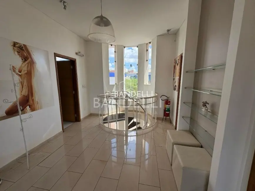 Sala Comercial para alugar, 150m2 em Centro, Araraquara - SP - imagem 2 Foto 2 de Sala Comercial para alugar, 150m2 em Centro, Araraquara - SP