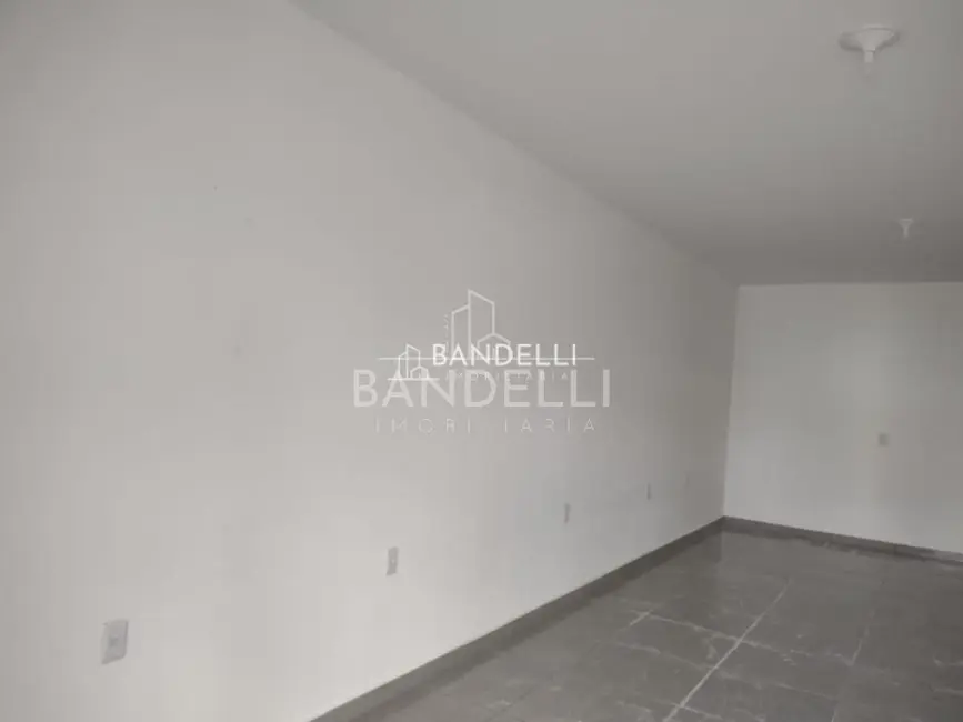 Foto 7 de Sala Comercial para alugar, 210m2 em Jardim Roberto Selmi Dei, Araraquara - SP