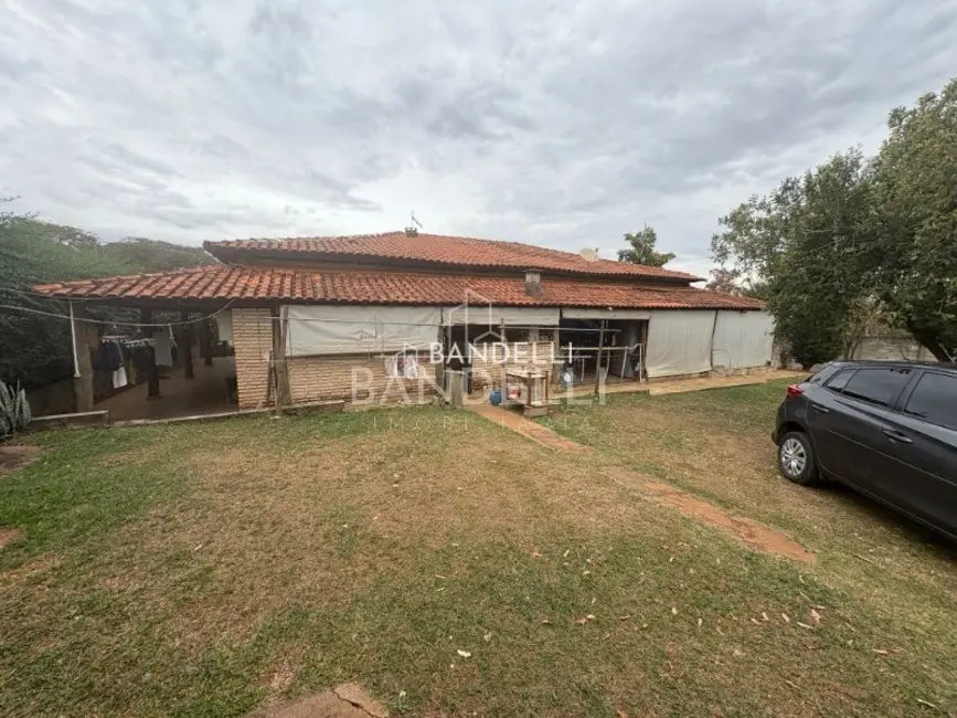 Chácara com 3 quartos à venda, 306m2 em Araraquara - SP - imagem 9 Foto 9 de Chácara com 3 quartos à venda, 306m2 em Araraquara - SP
