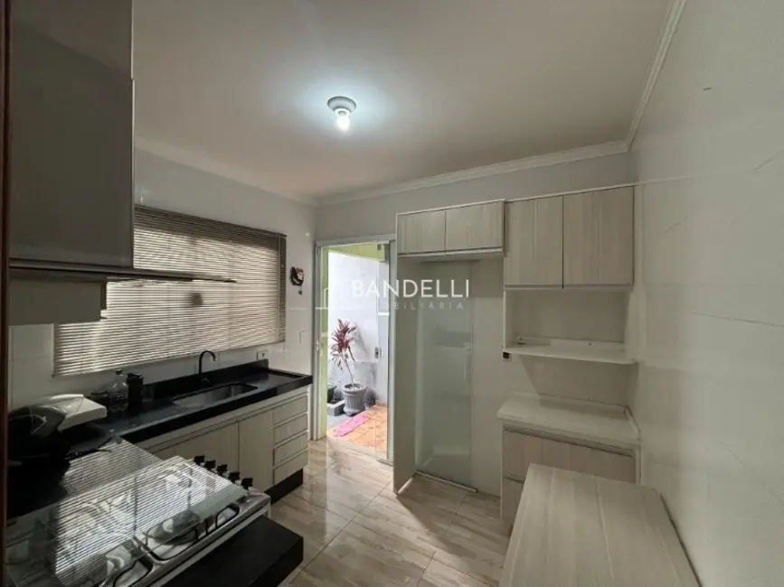 Casa com 3 quartos à venda, 84m2 em Jardim Aclimação, Araraquara - SP - imagem 6 Foto 6 de Casa com 3 quartos à venda, 84m2 em Jardim Aclimação, Araraquara - SP