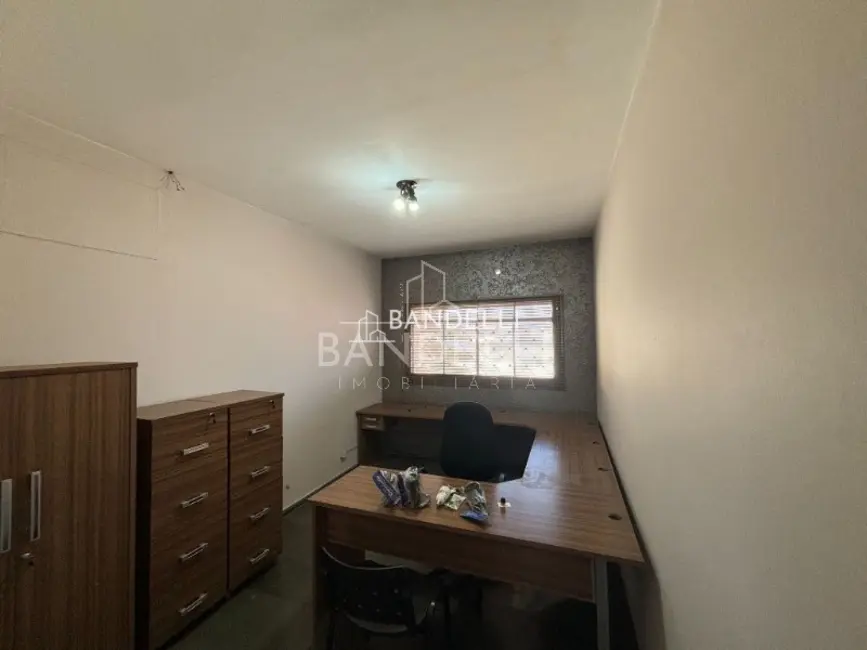 Sala Comercial para alugar, 15m2 em Centro, Araraquara - SP - imagem 6 Foto 6 de Sala Comercial para alugar, 15m2 em Centro, Araraquara - SP