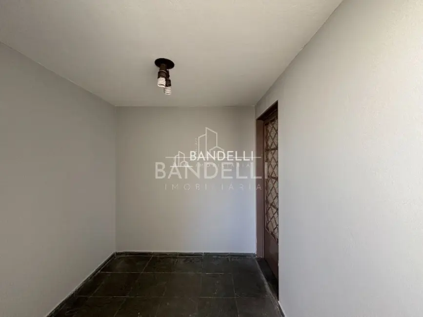 Sala Comercial para alugar, 15m2 em Centro, Araraquara - SP - imagem 4 Foto 4 de Sala Comercial para alugar, 15m2 em Centro, Araraquara - SP