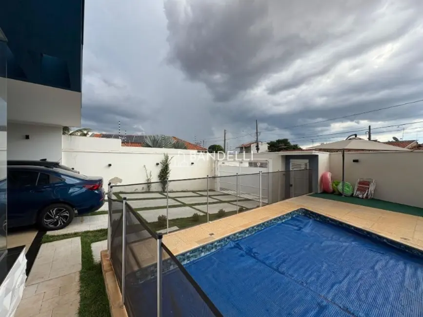 Foto 6 de Casa com 3 quartos à venda e para alugar, 157m2 em Vila Xavier (Vila Xavier), Araraquara - SP