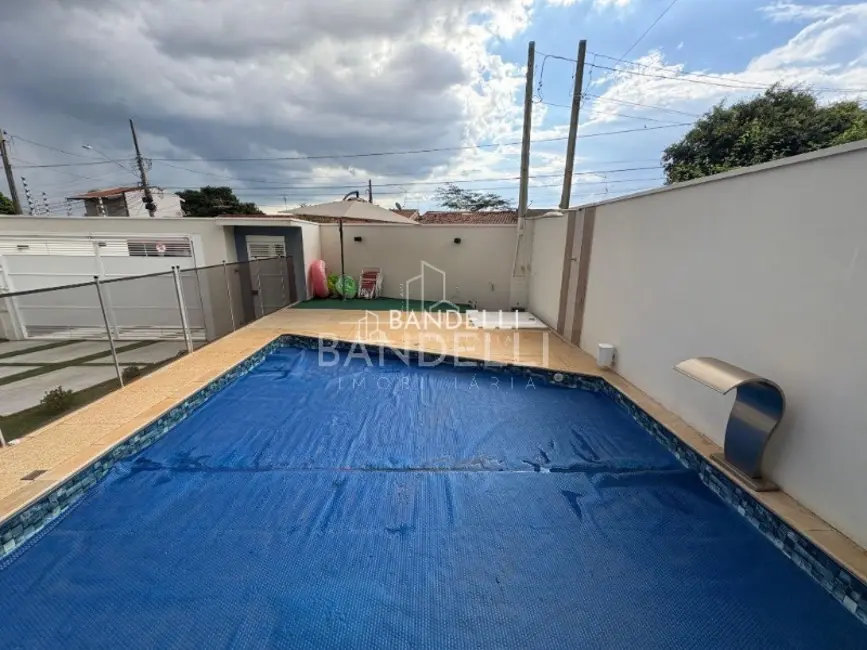 Casa com 3 quartos à venda, 157m2 em Vila Xavier (Vila Xavier), Araraquara - SP - imagem 5 Foto 5 de Casa com 3 quartos à venda, 157m2 em Vila Xavier (Vila Xavier), Araraquara - SP
