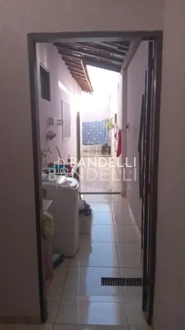 Foto 4 de Casa com 2 quartos à venda, 143m2 em Jardim Dumont, Araraquara - SP