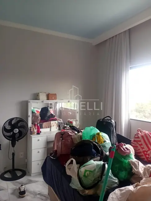 Casa com 2 quartos para alugar, 150m2 em Jardim das Paineiras, Araraquara - SP - imagem 5 Foto 5 de Casa com 2 quartos para alugar, 150m2 em Jardim das Paineiras, Araraquara - SP