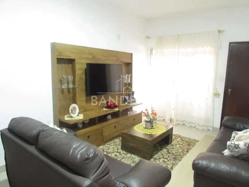 Foto 3 de Casa com 2 quartos à venda, 156m2 em Vila Xavier (Vila Xavier), Araraquara - SP