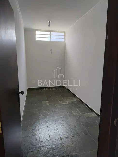 Casa com 3 quartos à venda e para alugar, 240m2 em Jardim Santa Lúcia, Araraquara - SP - imagem 6 Foto 6 de Casa com 3 quartos à venda e para alugar, 240m2 em Jardim Santa Lúcia, Araraquara - SP