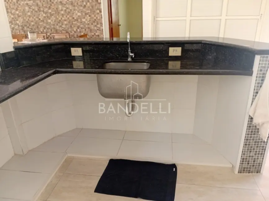 Casa com 3 quartos à venda, 203m2 em Jardim Botânico, Araraquara - SP - imagem 2 Foto 2 de Casa com 3 quartos à venda, 203m2 em Jardim Botânico, Araraquara - SP
