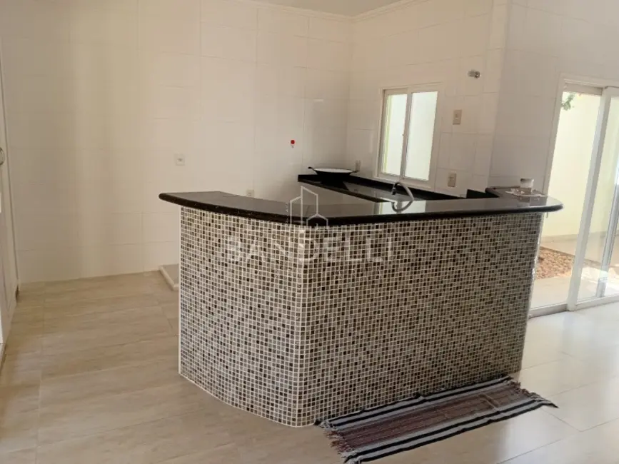 Casa com 3 quartos à venda, 203m2 em Jardim Botânico, Araraquara - SP - imagem 5 Foto 5 de Casa com 3 quartos à venda, 203m2 em Jardim Botânico, Araraquara - SP