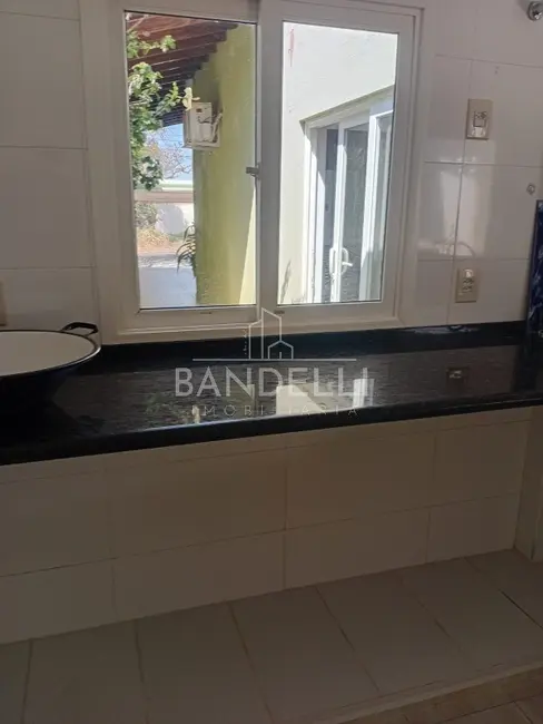Casa com 3 quartos à venda, 203m2 em Jardim Botânico, Araraquara - SP - imagem 6 Foto 6 de Casa com 3 quartos à venda, 203m2 em Jardim Botânico, Araraquara - SP