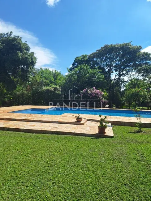 Chácara com 5 quartos à venda, 701m2 em Chácara Flora Araraquara, Araraquara - SP - imagem 3 Foto 3 de Chácara com 5 quartos à venda, 701m2 em Chácara Flora Araraquara, Araraquara - SP