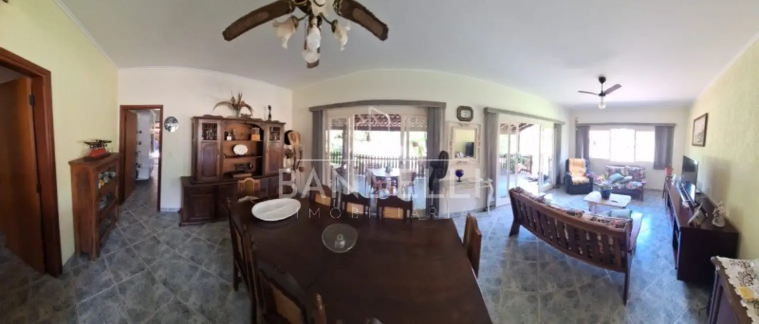 Chácara com 5 quartos à venda, 701m2 em Chácara Flora Araraquara, Araraquara - SP - imagem 2 Foto 2 de Chácara com 5 quartos à venda, 701m2 em Chácara Flora Araraquara, Araraquara - SP