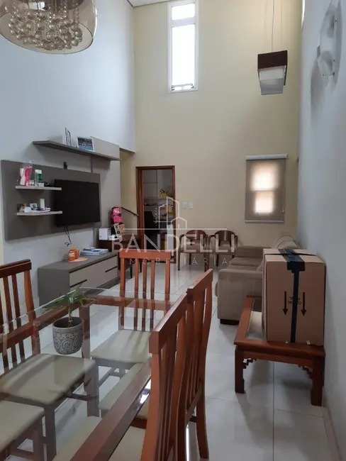 Casa de Condomínio com 3 quartos para alugar, 200m2 em Residencial Village Damha II, Araraquara - SP - imagem 3 Foto 3 de Casa de Condomínio com 3 quartos para alugar, 200m2 em Residencial Village Damha II, Araraquara - SP