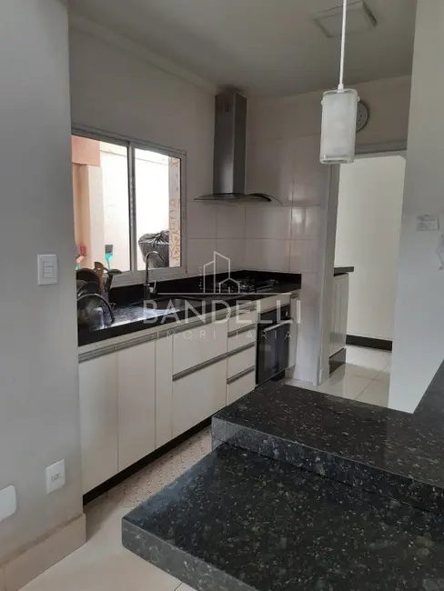 Casa de Condomínio com 3 quartos para alugar, 200m2 em Residencial Village Damha II, Araraquara - SP - imagem 4 Foto 4 de Casa de Condomínio com 3 quartos para alugar, 200m2 em Residencial Village Damha II, Araraquara - SP