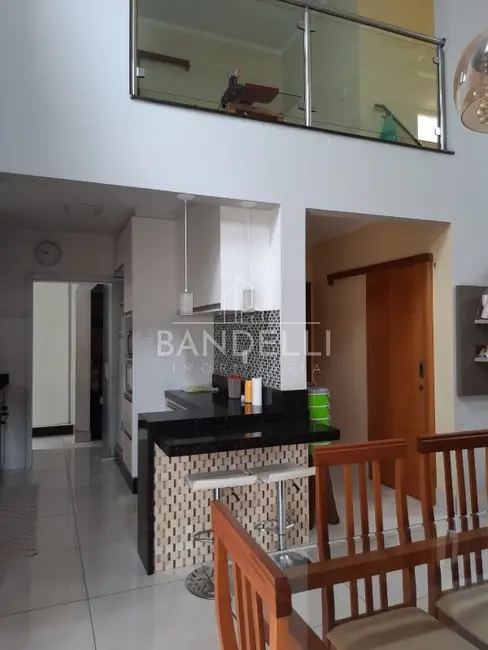 Casa de Condomínio com 3 quartos para alugar, 200m2 em Residencial Village Damha II, Araraquara - SP - imagem 2 Foto 2 de Casa de Condomínio com 3 quartos para alugar, 200m2 em Residencial Village Damha II, Araraquara - SP