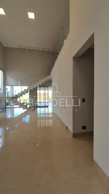 Casa de Condomínio com 3 quartos à venda, 375m2 em Araraquara - SP - imagem 8 Foto 8 de Casa de Condomínio com 3 quartos à venda, 375m2 em Araraquara - SP