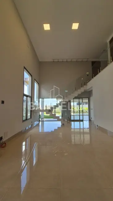 Casa de Condomínio com 3 quartos à venda, 375m2 em Araraquara - SP - imagem 9 Foto 9 de Casa de Condomínio com 3 quartos à venda, 375m2 em Araraquara - SP