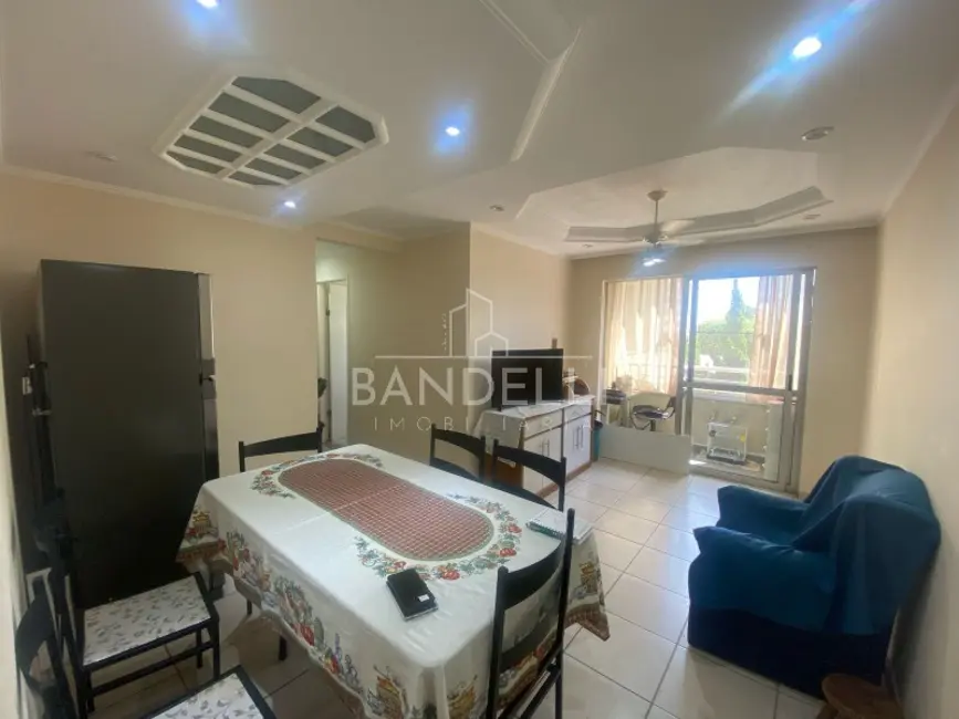Apartamento com 3 quartos à venda, 84m2 em Jardim Viaduto (Vila Xavier), Araraquara - SP - imagem 3 Foto 3 de Apartamento com 3 quartos à venda, 84m2 em Jardim Viaduto (Vila Xavier), Araraquara - SP
