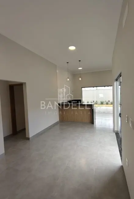 Foto 2 de Casa de Condomínio com 3 quartos à venda, 125m2 em Jardim Maria Luiza IV, Araraquara - SP