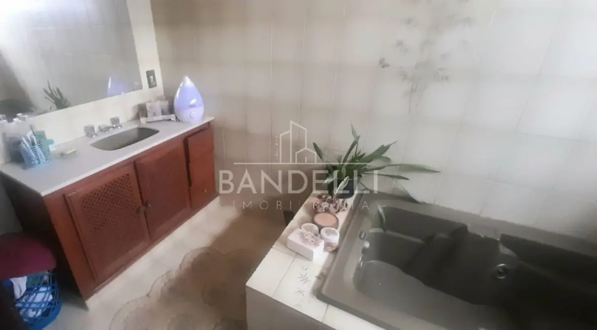 Foto 8 de Casa com 4 quartos à venda, 213m2 em Jardim Brasil (Vila Xavier), Araraquara - SP