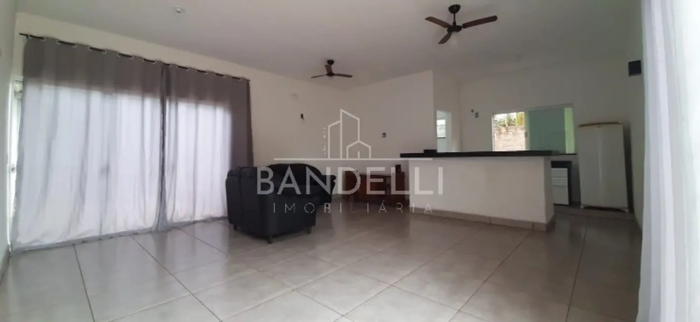 Casa com 2 quartos à venda, 100m2 em Cidade Jardim, Araraquara - SP - imagem 5 Foto 5 de Casa com 2 quartos à venda, 100m2 em Cidade Jardim, Araraquara - SP