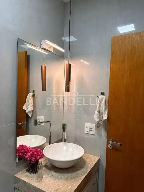 Foto 2 de Casa de Condomínio com 2 quartos à venda, 103m2 em Jardim Higienópolis, Araraquara - SP