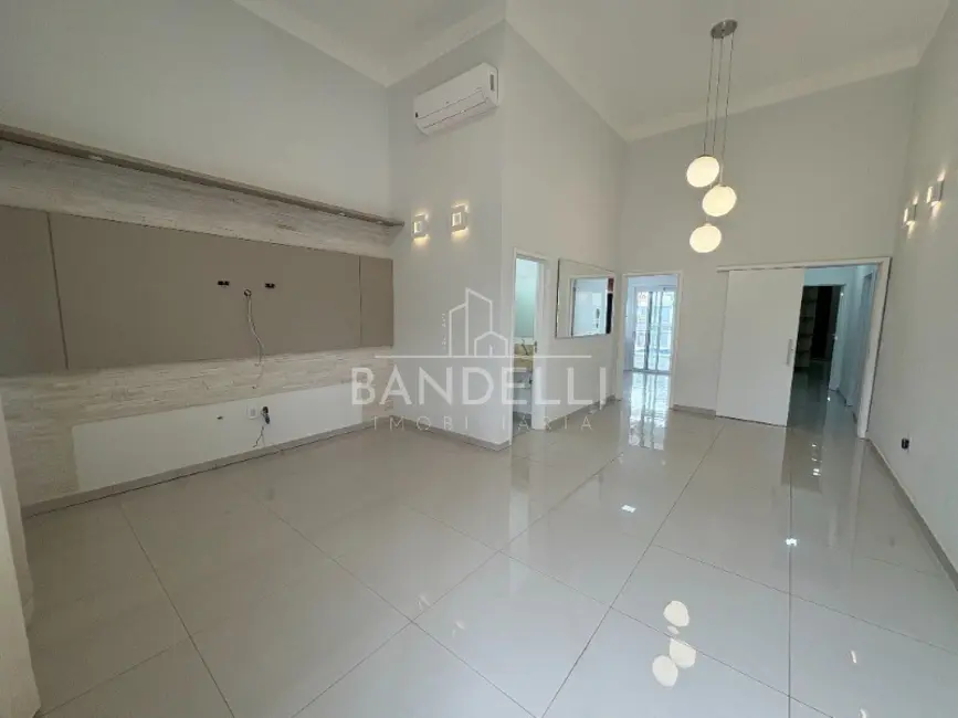 Foto 1 de Casa de Condomínio com 3 quartos à venda, 179m2 em Residencial Village Damha II, Araraquara - SP