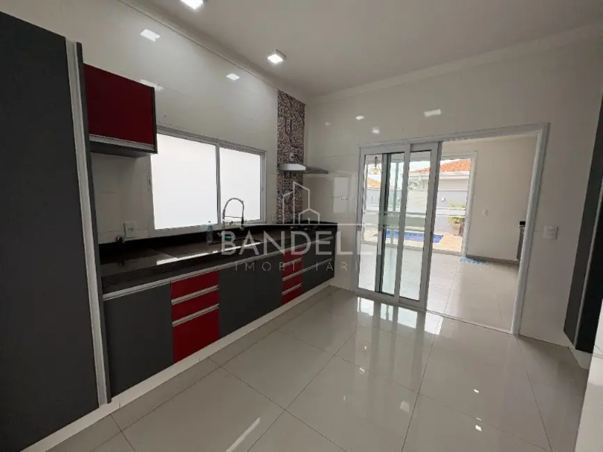 Foto 4 de Casa de Condomínio com 3 quartos à venda, 179m2 em Residencial Village Damha II, Araraquara - SP