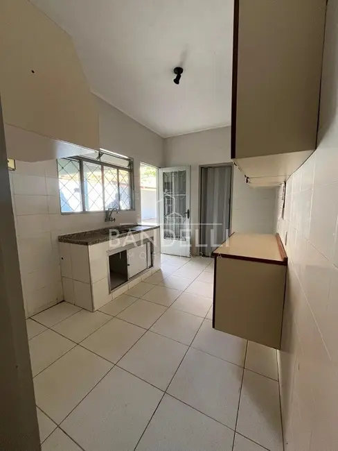 Casa com 2 quartos à venda, 137m2 em Jardim Cruzeiro do Sul I e II, Araraquara - SP - imagem 6 Foto 6 de Casa com 2 quartos à venda, 137m2 em Jardim Cruzeiro do Sul I e II, Araraquara - SP