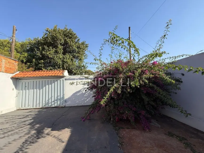 Casa com 2 quartos à venda, 137m2 em Jardim Cruzeiro do Sul I e II, Araraquara - SP - imagem 2 Foto 2 de Casa com 2 quartos à venda, 137m2 em Jardim Cruzeiro do Sul I e II, Araraquara - SP