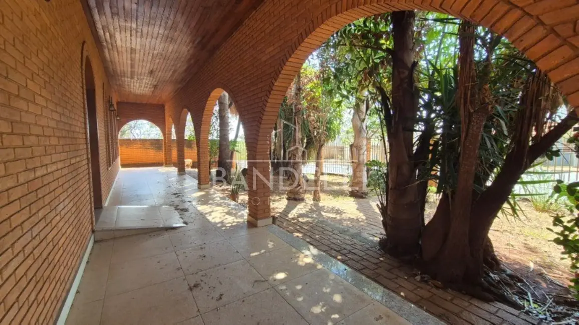 Sala Comercial à venda e para alugar, 447m2 em Vila José Bonifácio, Araraquara - SP - imagem 6 Foto 6 de Sala Comercial à venda e para alugar, 447m2 em Vila José Bonifácio, Araraquara - SP