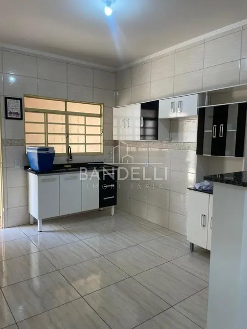 Casa com 2 quartos à venda, 57m2 em Jardim Victório Antônio de Santi II, Araraquara - SP - imagem 3 Foto 3 de Casa com 2 quartos à venda, 57m2 em Jardim Victório Antônio de Santi II, Araraquara - SP