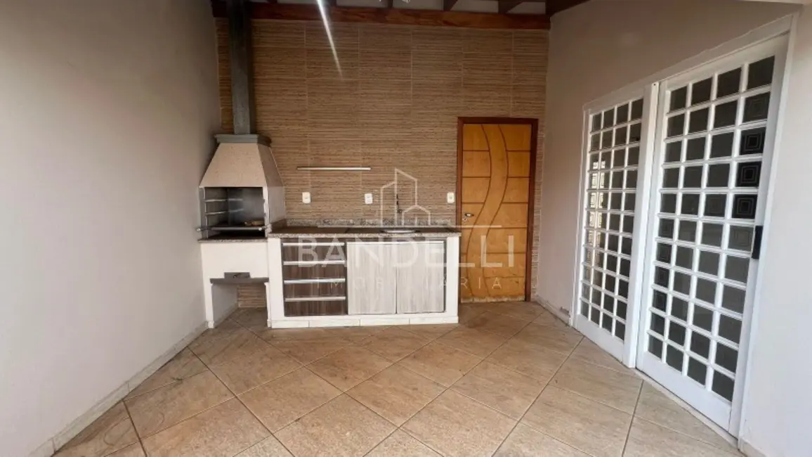 Casa com 2 quartos à venda, 97m2 em Jardim Adalgisa, Araraquara - SP - imagem 8 Foto 8 de Casa com 2 quartos à venda, 97m2 em Jardim Adalgisa, Araraquara - SP
