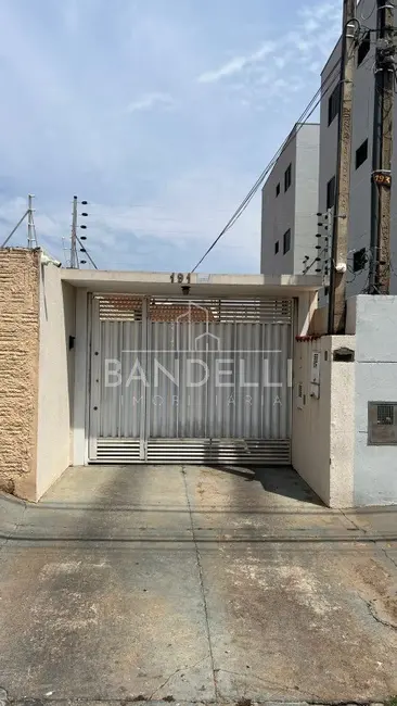Casa com 2 quartos à venda, 97m2 em Jardim Adalgisa, Araraquara - SP - imagem 1 Foto 1 de Casa com 2 quartos à venda, 97m2 em Jardim Adalgisa, Araraquara - SP