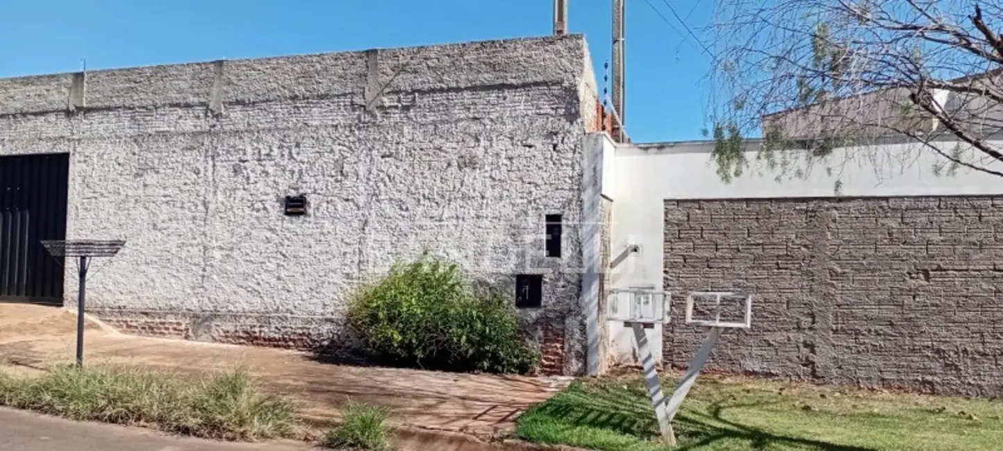 Casa com 2 quartos à venda, 68m2 em Residencial Cambuy, Araraquara - SP - imagem 2 Foto 2 de Casa com 2 quartos à venda, 68m2 em Residencial Cambuy, Araraquara - SP