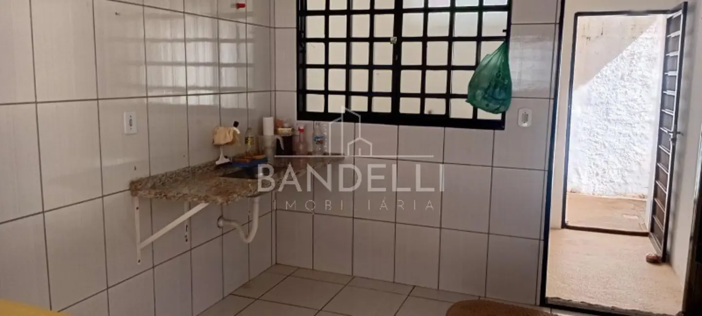 Casa com 2 quartos à venda, 68m2 em Residencial Cambuy, Araraquara - SP - imagem 8 Foto 8 de Casa com 2 quartos à venda, 68m2 em Residencial Cambuy, Araraquara - SP